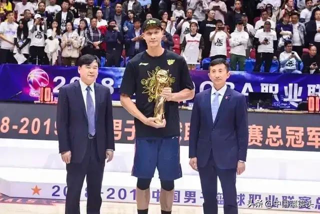 俞李妍在蝶
